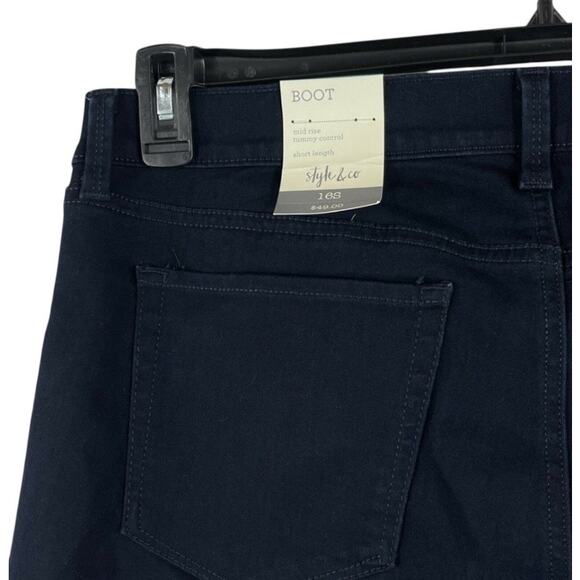 Style & Co SZ 16S SHORT Boot Bootcut Jeans Mid-Rise Dark Wash Stretch Pockets - Picture 4 of 7